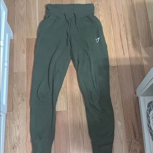 ACCEPTING REASONABLE OFFERS!! Gym shark joggers!